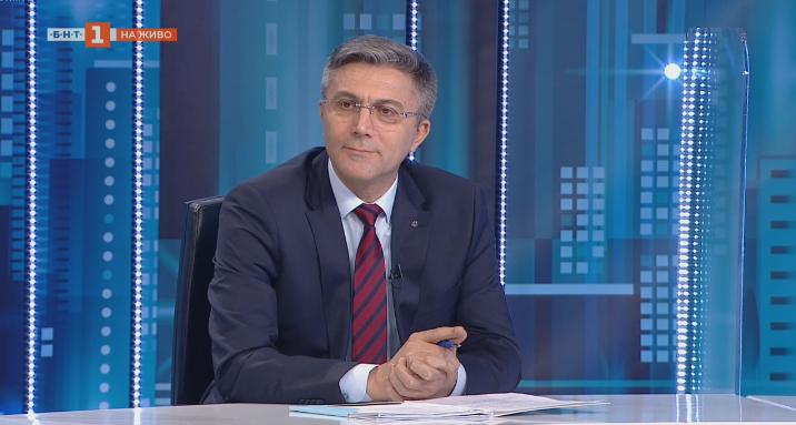 Карадайъ: Европа не пита за Пеевски, а за "златните паспорти"